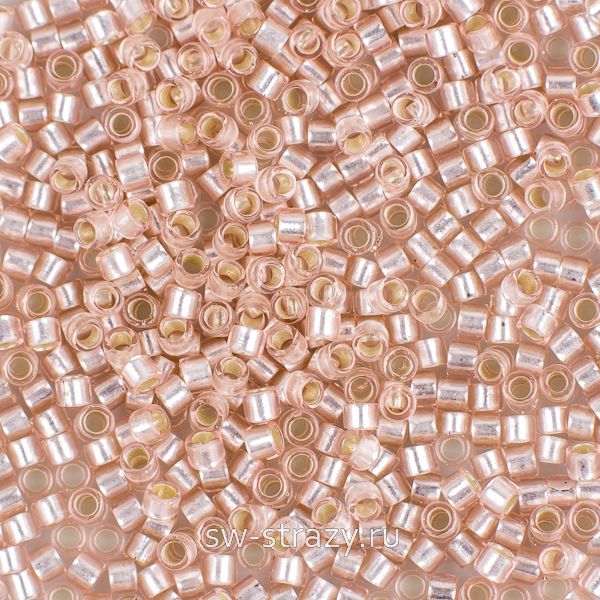 Бисер Treasures 11/0 #0031F Матовый розалин
