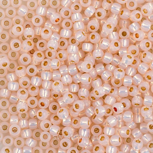 Бисер круглый 11/0 #2126PF PF Внутреннее серебрение молочный персиково-розовы